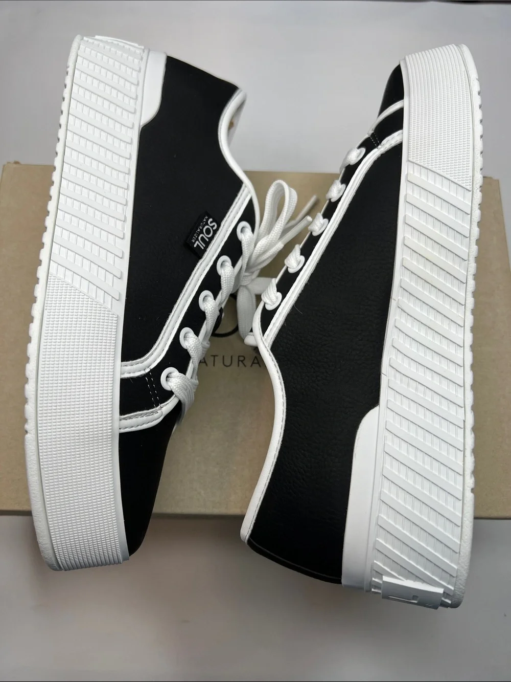 Soul Naturalizer Iliana Lace Up Sneaker Size 8M